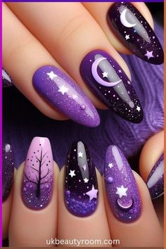 Enchanted Forest Nails: Dive into an enchanting realm with these matte green nails featuring gold leaf and intricate patterns. Perfect for an elegant and unique Halloween nail design. Check out nailhow.com for more inspiration and save this design for your next manicure! 🍃✨ Plum Nails, Purple Glitter Nails, Moon Nails, Purple Nail Designs, Purple Nail, Soft Lavender, Nail Designs Spring, Nail Inspiration