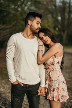 Couple photoshots 
#couple #couplephotoshots #preweddiingphotoshots #love #coupledress Couple Poses Reference Outdoor, Decent Couple Poses, Couple Pose Outdoor, Serious Couple Poses, Candid Poses For Couples, Poses For Lovers, Couples Garden Photoshoot, Couple Outdoor Poses, Couple Simple Poses