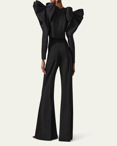 Carolina Herrera wideleg trousers featuring an ultrahighrise waist    Side zip closure     Full length    Relaxed fit     Virgin wool/elastane    Dry clean    Made in Italy Black Wide Leg Trousers, Kids Ootd, Carolina Herrera, Wide Leg Trousers, Side Zip, Full Length, Tops Designs, Wide Leg, High Rise