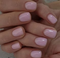 light pink baby pink nail polish short nails Manicure Pink Nails, Summer Night Out Outfit, Bella Hadid Aesthetic, Date Night Aesthetic, Vintage Evening Dress, Summer Date Night Outfit, Nails Clean, Low Rise Skirt, Trendy Photography