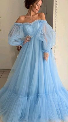 Gaun Tulle, Blue Wedding Gowns, Unique Prom Dresses, Blue Wedding Dresses, Cute Prom Dresses, Sleeve Wedding Dress