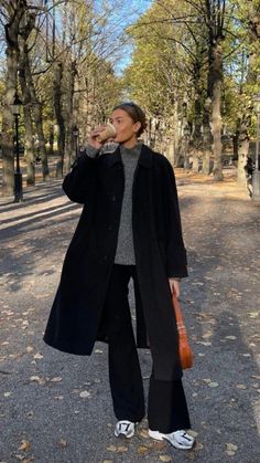 Skandinavian Fashion, Europe Outfits, Scandinavian Fashion, Coat Outfits, Looks Chic