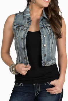 We found it. The perfect denim vest is here! Cropped at just the right length to flatter and turn heads. Ladies Western Shirts, Upcycled Ideas, Perfect Denim, Womens Kimono, Beautiful Clothes, Kimono Cardigan, Bohemian Clothes, Chic Woman, Blue Flower