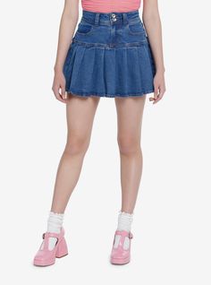 Skirts Hot, Pleated Denim Mini Skirt, Denim Pleated Skirt, Pleated Denim, Mini Cute, Tall Hoodies, Plus Size Swim, Y2k Vibes, Suspender Skirt