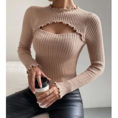 Trendy Stretch Beige Sweater, Trendy Fitted Beige Sweater, Fitted Beige Party Sweater, Trendy Ribbed Sweater For Party, Fitted Beige Sweater For Party, Casual Ribbed Party Sweater, Casual Party Sweater With Ribbed Detail, Casual Ribbed Sweater For Parties, Spring Party Ribbed Sweater