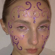 Rhinestone Makeup, Face Art Makeup, 22 December, Creative Makeup Looks, Fantasy Makeup, Manicure Y Pedicure, Pretty Makeup, Creative Makeup, Artistry Makeup