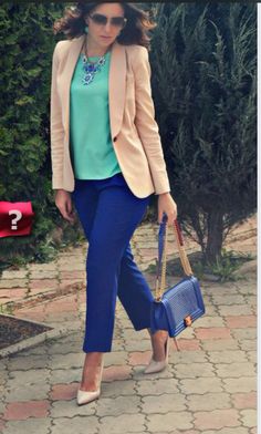 Colour Combinations Fashion, Color Combos Outfit, Comfy Casual Outfits, Spring Work Outfits, Tan Blazer, Beige Outfit, Casual Outfit Inspiration, Funny Fashion