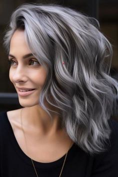 Dark Streaks In Grey Hair, Silver Roots Dark Ends, Gray Roots Blending Black Hair, Silver Hair On Brown Skin, Gray Roots Blending Brown, Dark Roots Grey Hair Balayage, Gray Streaks In Dark Hair, Grey Streaks In Dark Hair, Gray Roots Blending