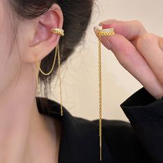 ✦ Elevate your style with the allure of our Dainty Ear Cuff Earrings, a masterpiece of uniqueness and elegance. This Ear Cuff with Chain is more than just jewelry; it's a work of art. The intricate link design gracefully adorns your ear, making it the perfect choice for those who appreciate distinctive accessories. Whether you're dressing up for a special occasion or adding a touch of sophistication to your daily look, this cuff earring is the embodiment of timeless style and individuality. ---- Mismatched Earrings Studs, Earring Cuff Chain, Ear Cuff Chain, Ear Cuff Earrings, Cuff Earring, Link Design, Basic Jewelry, Nose Rings Hoop, Crystal Hoop Earrings