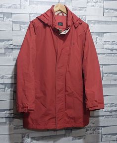 Welcome to our store.  Authentic Lacoste Hooded jacket Puffer Size: XL/ VTG Lacoste Coat/ Retro Lacoste Windbreaker jacket/ Vintage jacket/ Vintage Clothing men Please ensure the measurements and do not be satisfied with the written sizes because they differ from country to country. Size: XL Shoulder Sleeve: 77 cm/ 30 inches ( From neck to Cuff ) Armpit to armpit: 66 cm/ 25.9 inch Length: 82 cm/ 32.2 inch Condition:          8/10 Perfect condition: Gently used. This item is used but in good cond Casual Weatherproof Hooded Jacket, Casual Long Weatherproof Sport Coat, Casual Weatherproof Sport Coat, Casual Long Sleeve Weatherproof Sport Coat, Casual Sport Coat With Detachable Hood And Long Sleeves, Casual Sport Coat With Detachable Hood, Casual Weatherproof Hooded Jacket For Cold Weather, Weatherproof Casual Hooded Jacket For Cold Weather, Lacoste Windbreaker