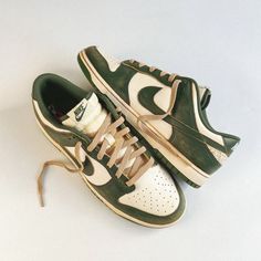 Dr Shoes, Funky Shoes, Hype Shoes, Cute Nikes, Shoe Inspo, Aesthetic Shoes, Swag Shoes, Pretty Shoes, Dream Shoes