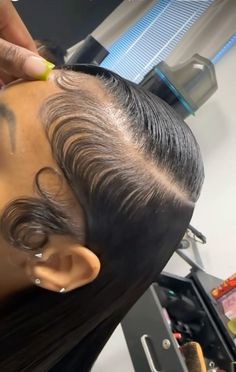 Sew In Hairstyles With Edges, Edges On Wigs Side Part, Fluffy Wig Edges, Brown Side Part Quick Weave, Side Edges Hair, Side Part Fluffy Edges, Side Part Wig Edges, Side Part Edges Wig, Side Part Baby Hairs