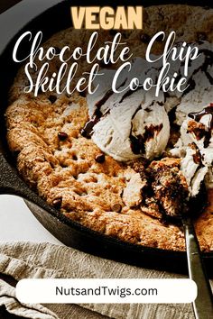 side view of a skillet with cookie. Veganuary Recipes, Vegan Copycat, Chocolate Chip Skillet Cookie, Skillet Chocolate Chip Cookie, Vegan Holiday Recipes, Vegan Holiday, Giant Cookie, Skillet Cookie, Festive Desserts