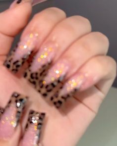 TNB on Instagram: "Cheetah print is back in style😍🐆 By: @nailsbybayleigh✨ • • • • Follow @thenailbabeuk for more nail inspiration💕💅🏽 #animalprintnails #nailart #sparklynails #cheetahprint #uniquenails #y2kstyle #nailinspo #creativenails #thenailbabeuk" Duck Nails, French Acrylic Nails