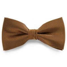 * Easy-to-use hook fastening
 * 100% silk
 * Pre-tied, adjustable strap
 * Gift box provided Cool Bow Ties, Brown Bow Tie, Pre Tied Bow Tie, Bow Tie Set, How To Look Handsome, Brown Silk, Square Rings, Tie Set, Silk Twill