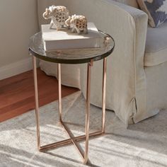 Close up of Luxe Tempered Glass used on Side Table with Rose Gold Metal Leg. Rose Gold End Table, Side Table Glass Top, Glass Side Table Living Room, Round Side Table Decor, Side Table Decor Living Room, Rose Gold Coffee Table, Glam Coffee Table, Classic Side Table, Rose Gold Table