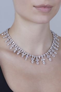 Harry Winston [海瑞溫斯頓] | Diamond Necklace [鑽石項鏈] | Magnificent Jewels | Sotheby's Harry Winston Diamond Necklace, Fancy Diamond Necklace, Harry Winston Necklace, Luxury Jewelry Collection, Big Cottages, Harry Winston Diamond, King Of Diamonds, Beautiful Diamond Earrings