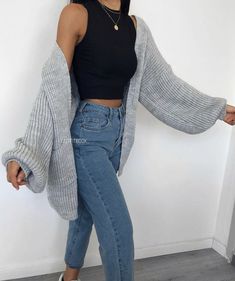 How To Wear Cardigan, Looks Adidas, Mom Jeans Outfit, Denim On Denim, Elie Saab