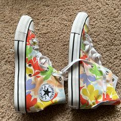 Nwot (Worn Once) Rare Floral Print Chuck Taylor All Star High Top Garden Party Colorful Floral Shoes Egret/Black/White Size 8 570805c High Top Converse Trendy White Sneakers With Floral Print, Trendy White Floral Print Sneakers, White High-top Sneakers With Floral Print, Converse Multicolor Sneakers For Spring, Converse Sneakers For Spring, High Top Converse, Converse White, Floral Shoes, Converse High Tops