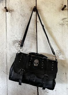 Skull Messenger Bag, Goth Messenger Bag, Grunge Purse, Goth Bags, Goth Backpack, Goth Bag, Cute Messenger Bags, Goth Purse, Black Messenger Bag