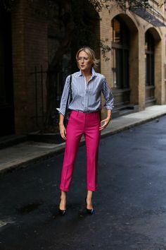 Fall Fuchsia Work Outfit Office, Spring Work Outfits, Olivia Palermo, Business Outfit, Casual Work Outfits, Nyc Fashion, Inspired Outfits