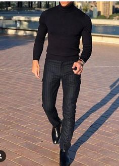 Man In Black, Men’s Suits, Black On Black, Black Men Fashion, Mens Winter Fashion