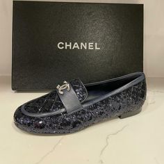 Chanel 2020 (20a) Sequin Covered Lambskin Leather Slip On Loafers Feature A Silverone Crystal And Faux Pearl Embellished Cc Logo At Vamp. Stacked Flat Heel. Padded Leather Insole And Leather Sole. Designer Color: Navy Blue. Made In Italy. Size: 37.5 Eu (Insole Measures: Approx. 9.5") Typically Chanel Footwear Runs Small. Brand New In The Original Chanel Box. Chanel Black Flats, Chanel Brushes, Chanel 2020, Chanel Flats, Moccasin Flats, Chanel Camellia, Gold Ballet Flats, Chanel Box, Ballerina Slippers