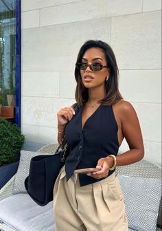 Diner Outfits, Alledaagse Outfit, Outfits Black Women, European Fashion Summer, Corporate Baddie, Chique Outfit, Effortlessly Chic Outfits, Coachella Outfit, Going Viral