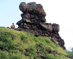 Hawaii Hike, Hawaii Hikes, Oahu Beaches, Hawaii Adventures, S Chair, Travel Hawaii, Adventure Vacation, The Big Island, Active Volcano