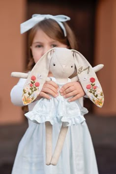 Cottontail PDF Sewing Pattern Cotton Stuffed Animals, Sewing Stuffed Toys, How To Sew Stuffed Animals, Rabbit Doll Pattern Free, Bunny Sewing Pattern, Girls Sewing Projects, Knitting Quilt, Diy Rag Dolls, Doll Patterns Free