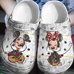 Overjoyed Mickey And Minnie White Clogs For Kids & Adults Minnie Mouse Cartoons, Mouse Pokemon, White Clogs, Tie Dye Hippie, Crocs Crocband, Crocs Clogs, Sweet Drinks, I Love Lucy, Mickey And Minnie