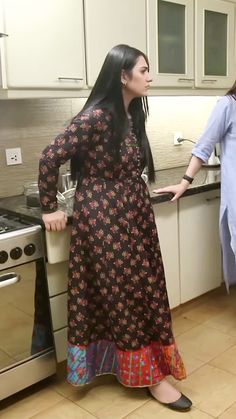 Hum tum Sarah Khan Hum Tum Dress, Round Dress, Sara Khan, Sarah Khan, Modest Casual, Modest Casual Outfits, Style Tutorial, Hijab Style Tutorial