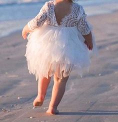 White comfortable stretchy tutu dress, perfect for an outdoor wedding , Long sleevesfits 9-12 months#fabulous # summer dress # flowergirl # infant # gift for baby This party dress features several layers of tulle for an extra puffy look and it is yet very conformable. Works great as a flower girl dress or simply a wedding guest dress among many other special occasions.Occasion: Vintage princess gown perfect as a summer sundress or for any event such as flower girl, formal banquet, beauty contest Pink Tutu Dress, Girls Tutu Dresses, Fancy Dress Up, Summer Sundress, Princess Gown, Vintage Princess, Up Costumes, Halloween Fancy Dress