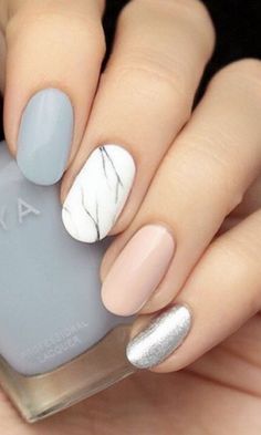 Spice up your typical pastel mani with a marbled accent nail. Keeping it in neutral shades prevents this look from going over the top. Quinceanera Nails, Milky Nails, Nails Spring, Pastel Nails, Marble Nails, Manicure Y Pedicure, Nail Designs Spring