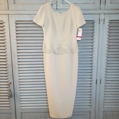 R & M Richards By Karen Kwong Formal Dress, Size 8, Color Mint. Nice Pearl Design Detail On Bodice Nwt Smoke Free Home Cream Fitted Short Sleeve Dress, Cream Fitted Dress With Short Sleeves, Pearl Design, Formal Dress, Design Details, Bodice, Wedding Dresses, Mint, Formal Dresses