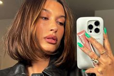 Hailey Bieber sets new trend with her neon green glowinthedark nails StyleSpeak Hailey Bieber Coachella, Nails Hailey Bieber, American Manicure, Bridal Manicure, Perfect Bangs, Neon Green Nails, Dark Green Nails, Nail Colours, French Beauty