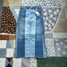 Brand New Skirt. Never Worn. Recycled Denim Skirt, Jeans Upcycle, Zara Denim Skirt, Jean Ideas, Patchwork Maxi Skirt, Patchwork Denim Skirt, Clothes Hacks, Patchwork Clothing, Quilted Skirt