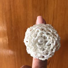 New Seed Bead With Center Pearl Ring. One Size Elastic Band Which Allows For A Flexible Fit. Prettier In Person - Handmade In Bali White Beaded Wedding Rings, Seed Bead Ring, Beaded Rings, Pearl Color, Pearl Ring, Womens Jewelry Rings, Seed Bead, Elastic Band, Seed Beads