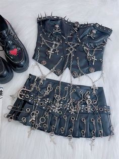 Metal Looks For Women, Futuristic Fashion Black Women, Bottle Cap Clothes, Y2k Silver Outfits, Tour Stage Outfits, Denim Punk Mini Skirt, Y2k Rave Fashion, Clothes With Chains, Fits With Heels