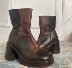 Patchwork Boots Outfit, Platform Boots Brown Leather, Brown Chunky Boots Outfit, Brown Platform Boots Outfit 70s, Fitted Brown Platform Boots, Chunky Brown Boots, Retro Brown Leather Platform Boots, 90s Brown Platform Boots, Steve Madden Patchwork Boots