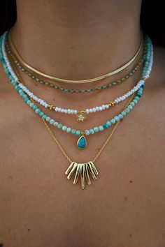 Choker Ideas, Dreamcatcher Pendant, Amazonite Necklace, Beaded Necklace Diy, Catholic Jewelry, Trendy Necklaces, Girly Jewelry, Bijoux Diy