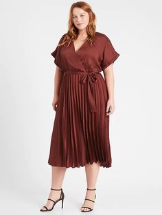 Pleated Midi Dress | Banana Republic Business Cocktail Attire, Pear Body Shape Fashion, Engagement Session Outfits, Cocktail Attire, Pleated Midi Dress, Banana Republic Dress, Flared Skirt, Dressy Casual, Twill Fabric