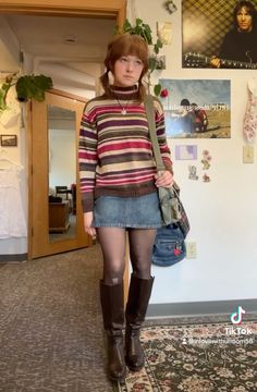 Thrifting Date Outfit, What Shoes To Wear With Skirts, Mary Macdonald Outfit, Phebeo Buffay Style, Wlw Date Outfit, 60 Degree Outfit, Rural Outfit, Twee Clothes, Outfits With Denim Skirt