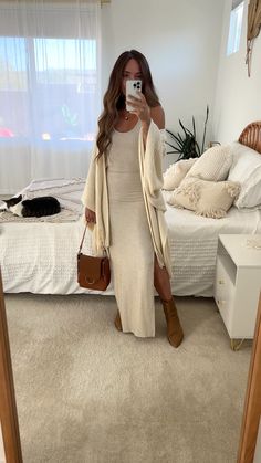 Fall Transition Outfits — Neutrally Nicole Linen Fall Outfit, Napa Valley Outfit Fall Wine Tasting, Fall Outfit For Hot Weather, In Between Weather Outfits, Modest Cold Weather Outfits, Holiday Church Outfit, Cardigan With Maxi Dress, Fall Walking Outfits, Fall Transition Outfits For Work