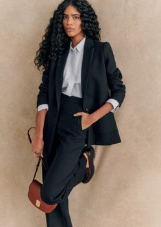 Straight suit jacket;Unfitted;Fitted collar;Patch pockets;Button fastening at bottom of sleeve;Middle front button fastening;Lined;Length from shoulder 73 cm / 28.7 in (for a 36) Sixth Form Suits Women, Female Ceo Outfits, Women Wedding Suit, Black Womens Suit, Female Ceo, Boss Lady Outfit, Lady Outfits, Masc Women, Womens Suits Business