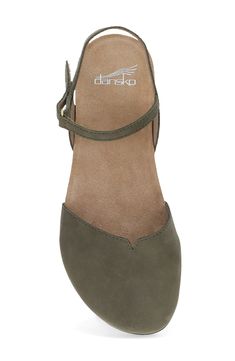 This chic flat with a closed toe puts the emphasis on breezy comfort with a memory foam insole that sits on top of a cork footbed for a lightweight feel. 1 1/4" heel; 1/2" platform (size 39) Adjustable hook-and-loop strap Memory foam cushioning Leather upper and lining/rubber sole Imported Comfortable Closed Toe Heels With Arch Support, Cushioned Low Heel Flats, Casual Closed Toe Heels With Ortholite Insole, Flats With Arch Support, Medium Width, Low Heel, Casual Heels With Arch Support And Almond Toe, Casual Almond Toe Heels With Arch Support, Chic Flats, Platform Slippers, Clutch Pouch