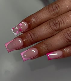 Outfits To Wear To Hair Appointment, Short French Tip Acrylic Nails Valentines, Valentine Square Nails, Birthday Nails February, Vday Nails Short, Nail Inspo Valentines Day, Valentines Nail Set, Nails Acrylic Trendy, February Nail Designs