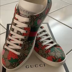 Comfortable And Trendy Gucci Strawberry, Gucci Ace Sneakers, Striped Sneakers, Shoes Gucci, Black Leather Sneakers, Gucci Sneakers, Glitter Sneakers, White Leather Sneakers, Strawberry Print