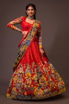 Chikankari Lehenga With Kalamkari Dupatta, Kalankari Lehangas Blouse Design, Birthday Traditional Outfits, Kalamkari Lehangas Designs, Penkalamkari Lehanga, Pen Kalamkari Lehangas, Kalamkari Half Saree Designs, Kalamkari Lehenga Designs, Kalamkari Half Saree