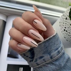 Маникюр Nails Minimal, 2024 Nails, Subtle Nails, Minimal Nails, Work Nails, Cute Gel Nails, Nails Only, Round Nails, Acrylic Nails Coffin Short